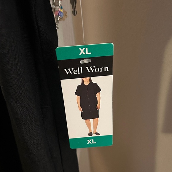 Well Worn Classic Black Button Down Dress - Picture 4 of 9